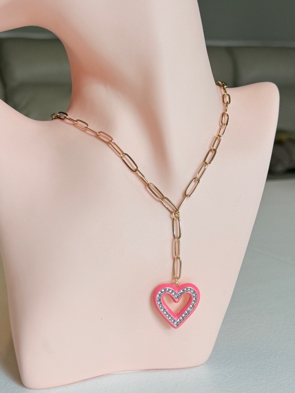 Gold Chain Necklace with Pink Heart Pendant - Picture 4 of 9
